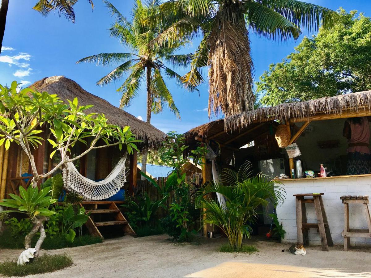 Rumah Canaria Bungalow Gili Trawangan Exterior photo