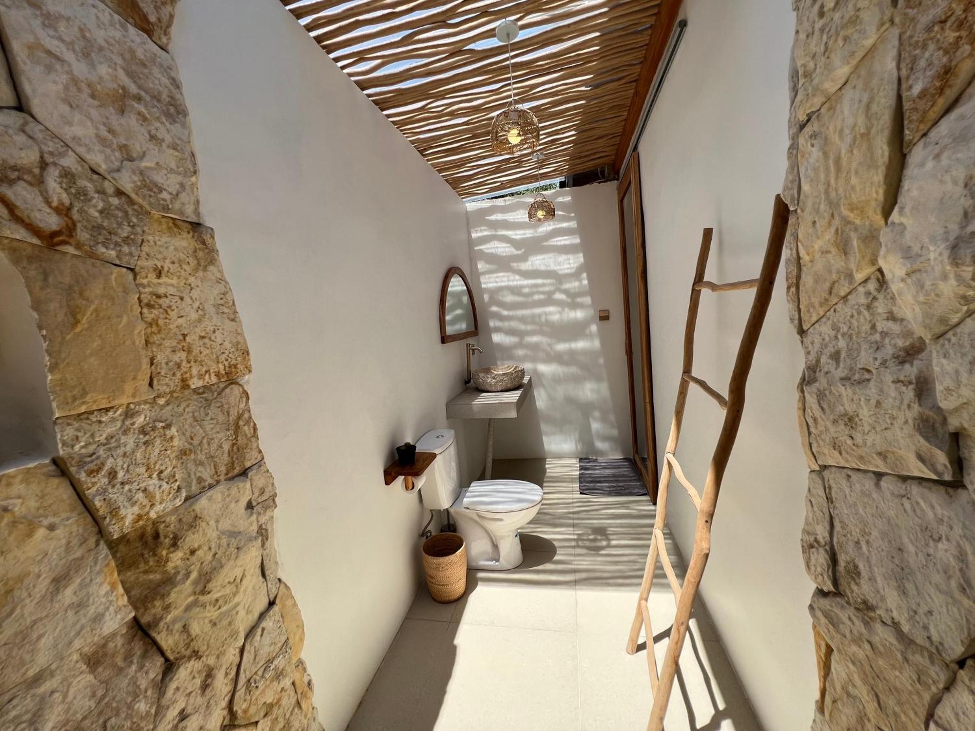 Rumah Canaria Bungalow Gili Trawangan Exterior photo